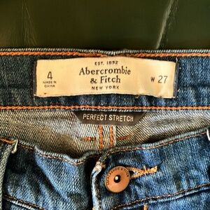 Ladies Abercrombie jeans size 4